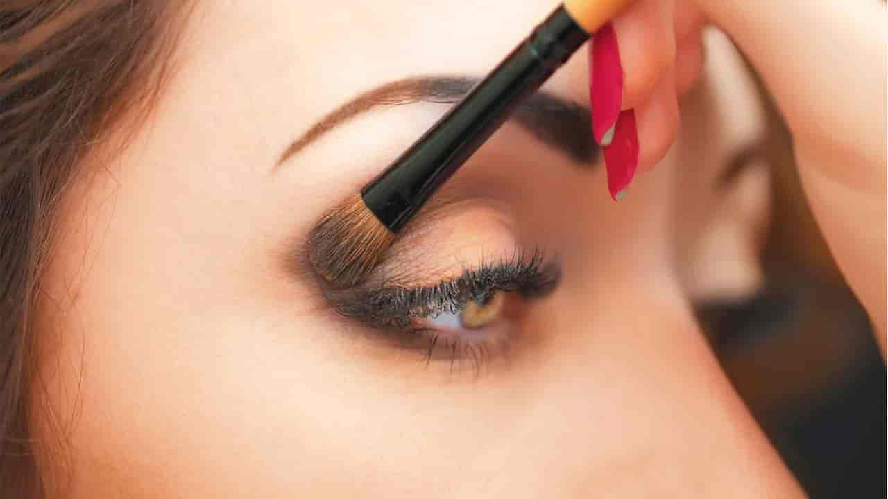 Técnicas fáciles para maquillar tus ojos - Blog Allkauf - Allkauf